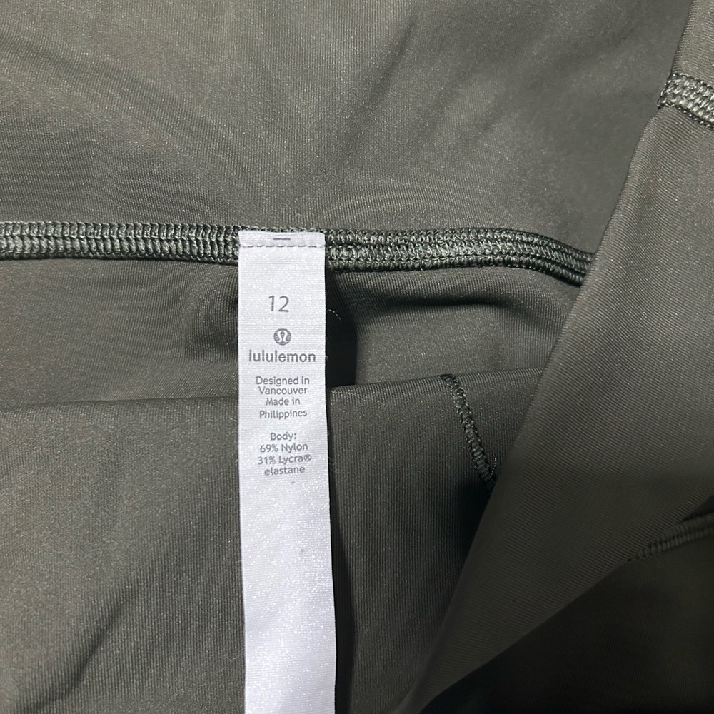Lululemon Olive Green Leggings - Picture 4 of 4